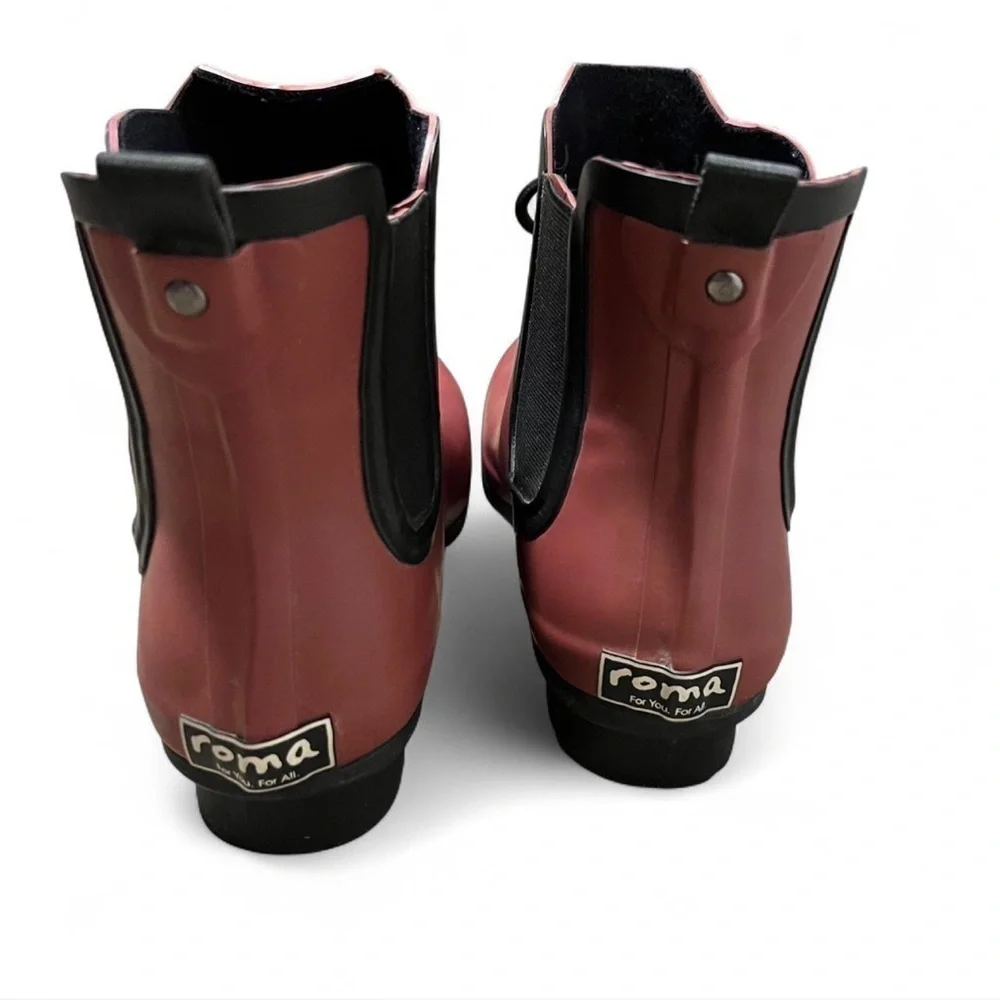 Roma Women's Pink and Black Rain Boots